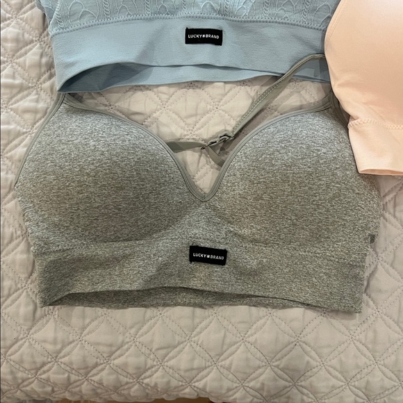 NEW. Never been worn Lucky Brand Women's Bra Trio - Blue, Pink, Gray all medium - Picture 3 of 6